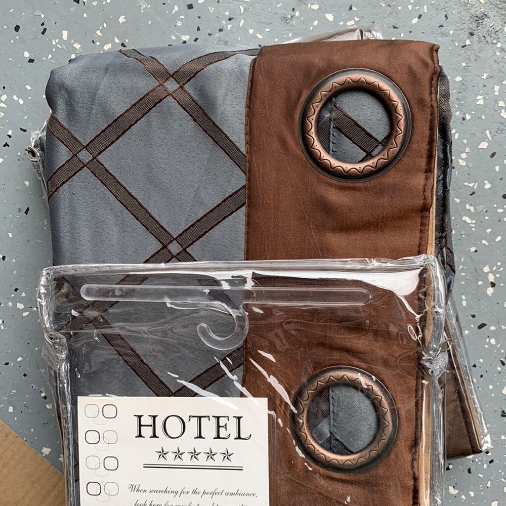 2 Soho Hotel Grommeted Panels
